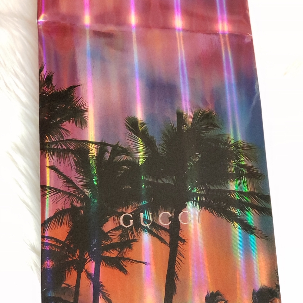 Gucci limited edition shopping bag